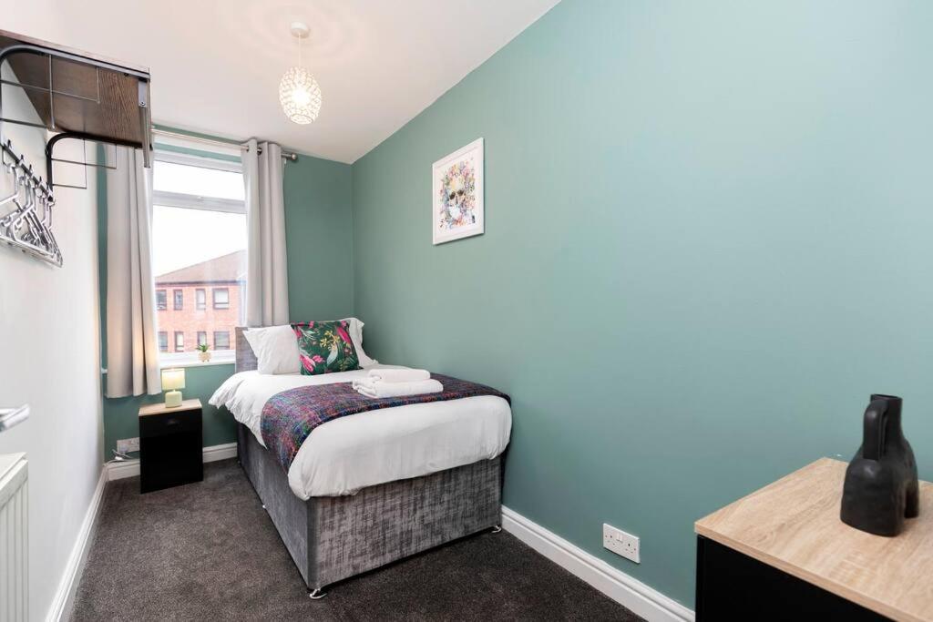 Town Centre & All The Comforts! Guisborough Exterior foto